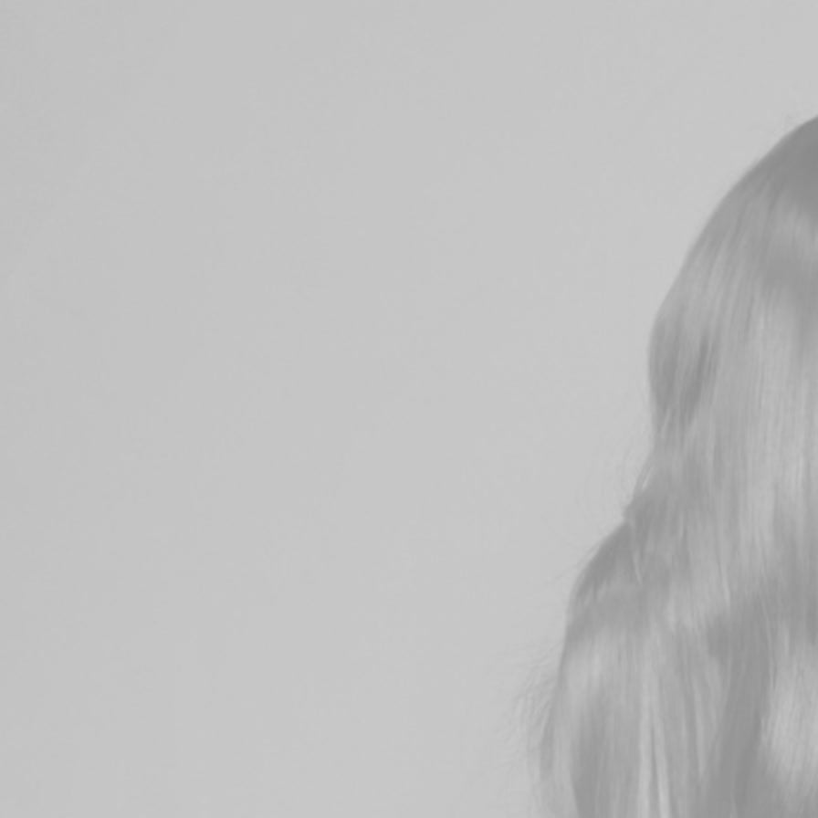 Ariel wig back
