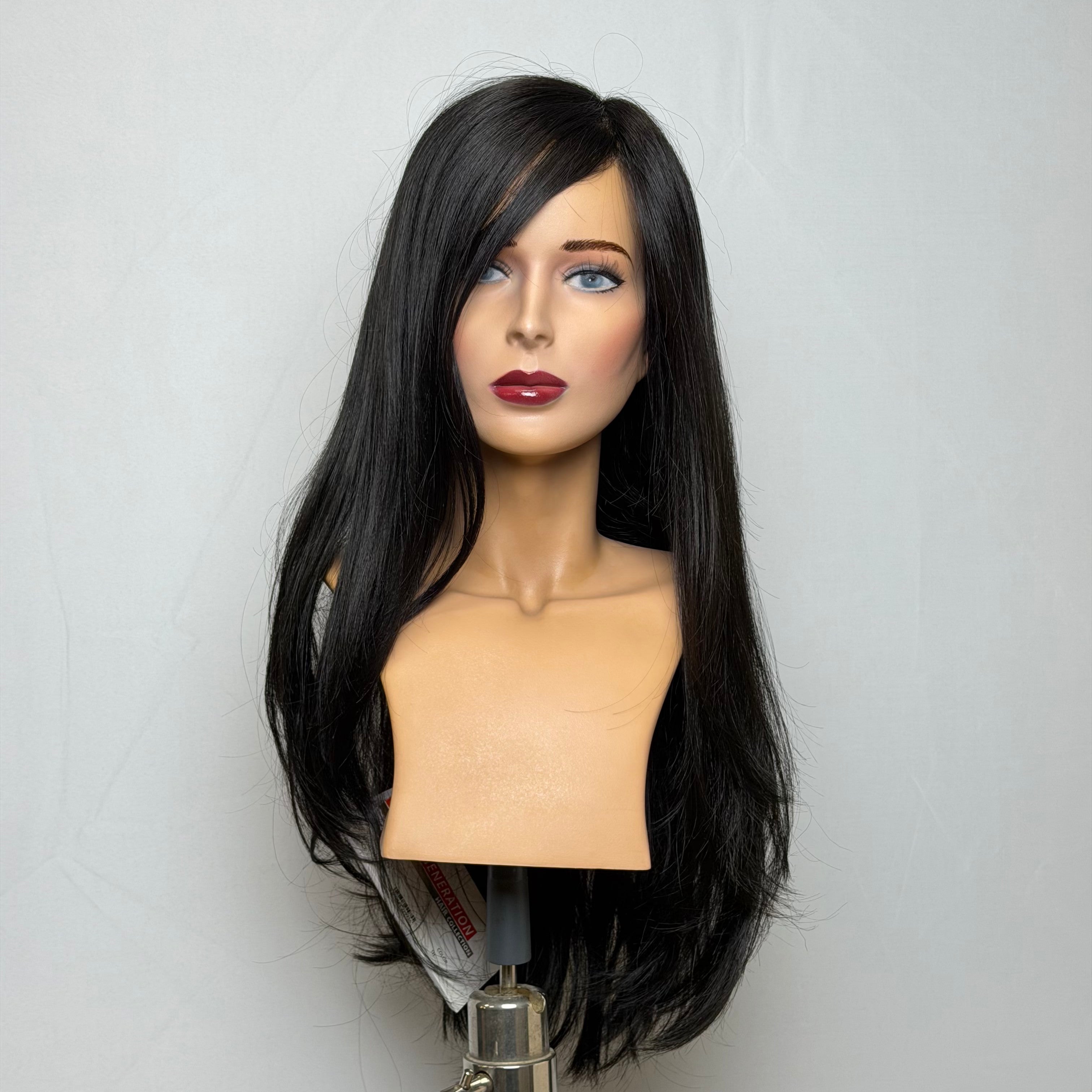 Angelina Maxi wig front