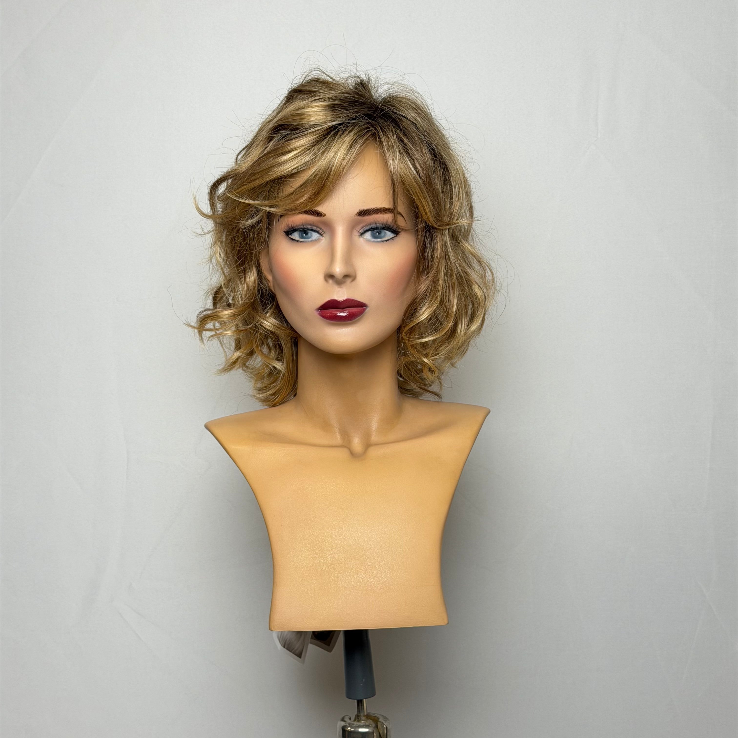 Girl wig back