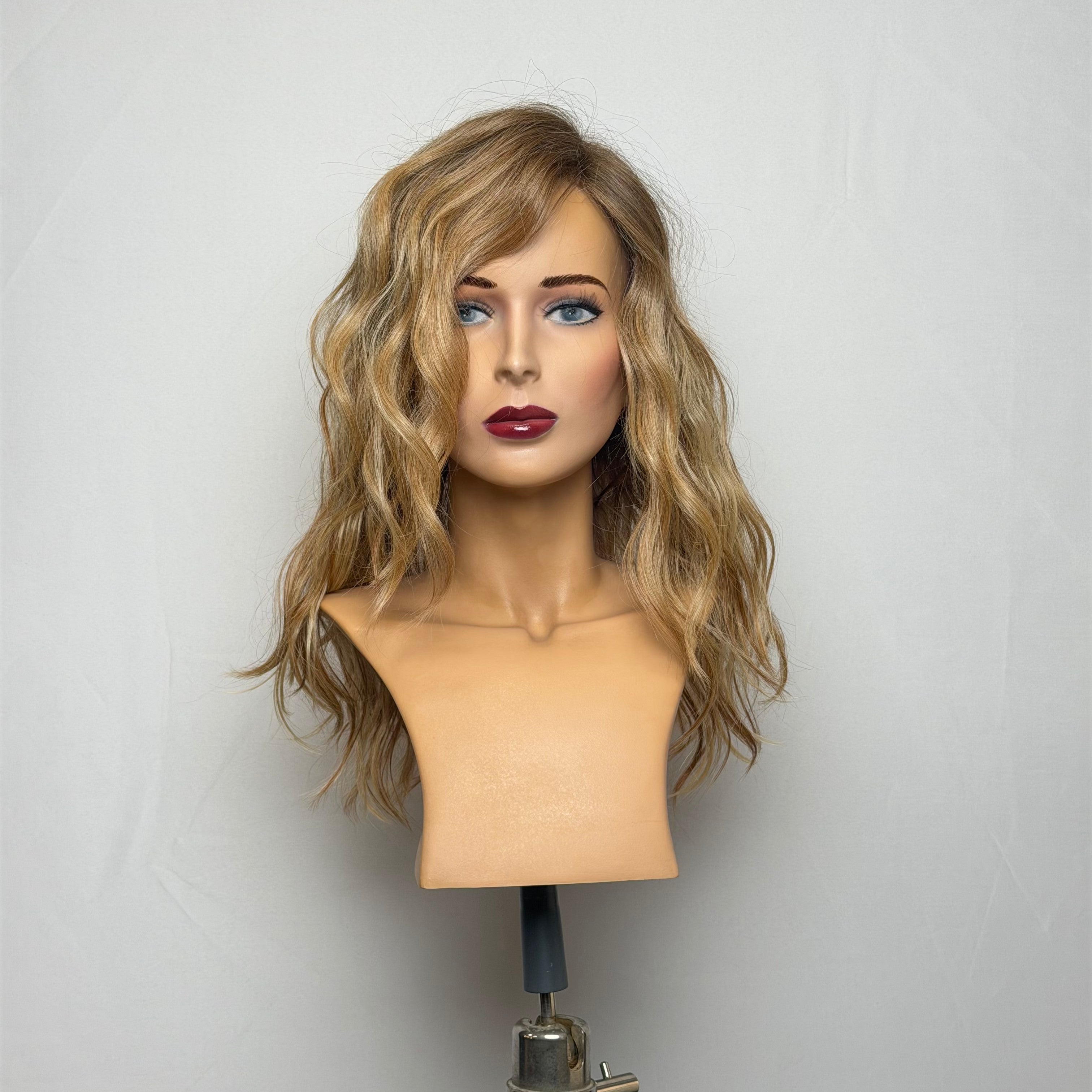 Magic wig front