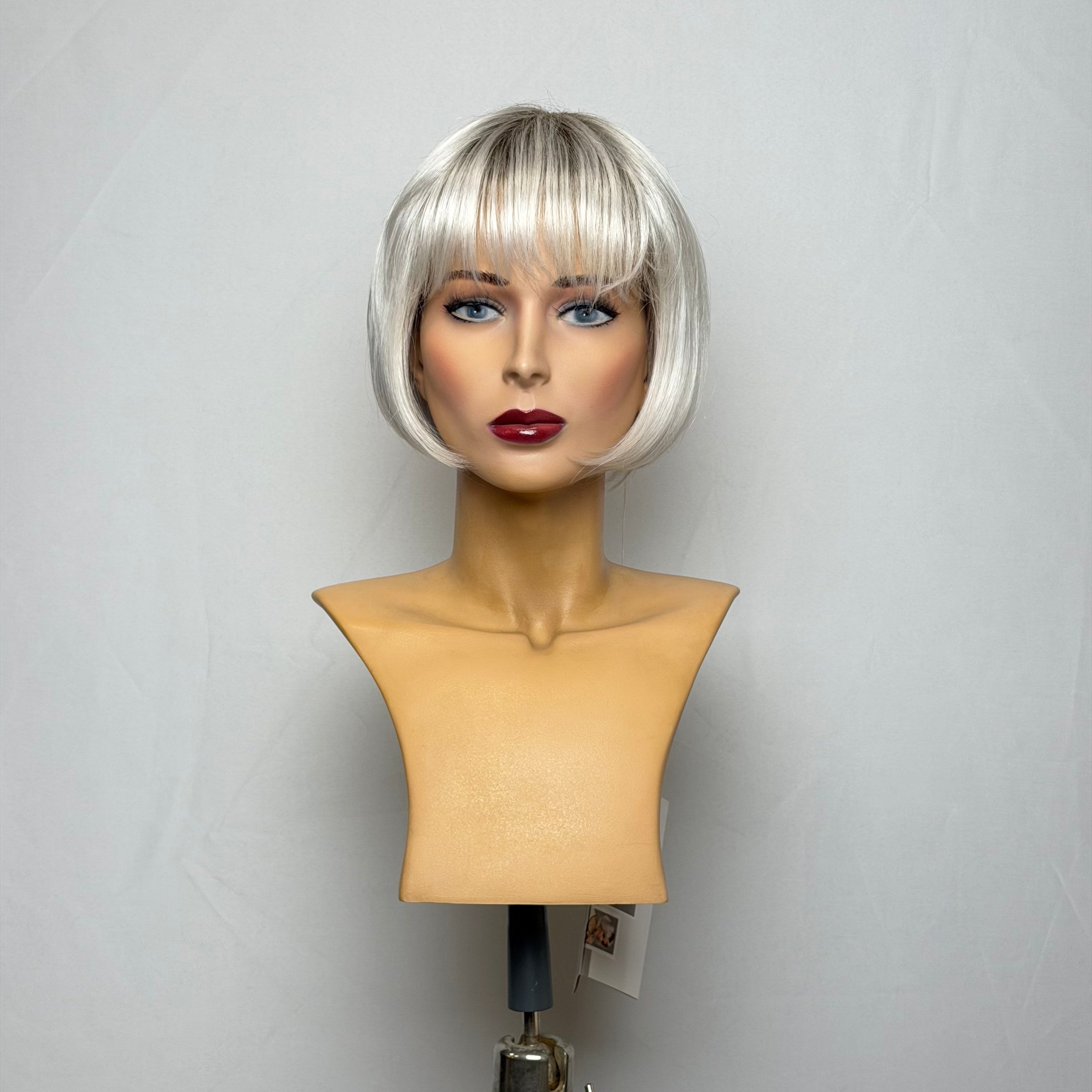 Page wig front