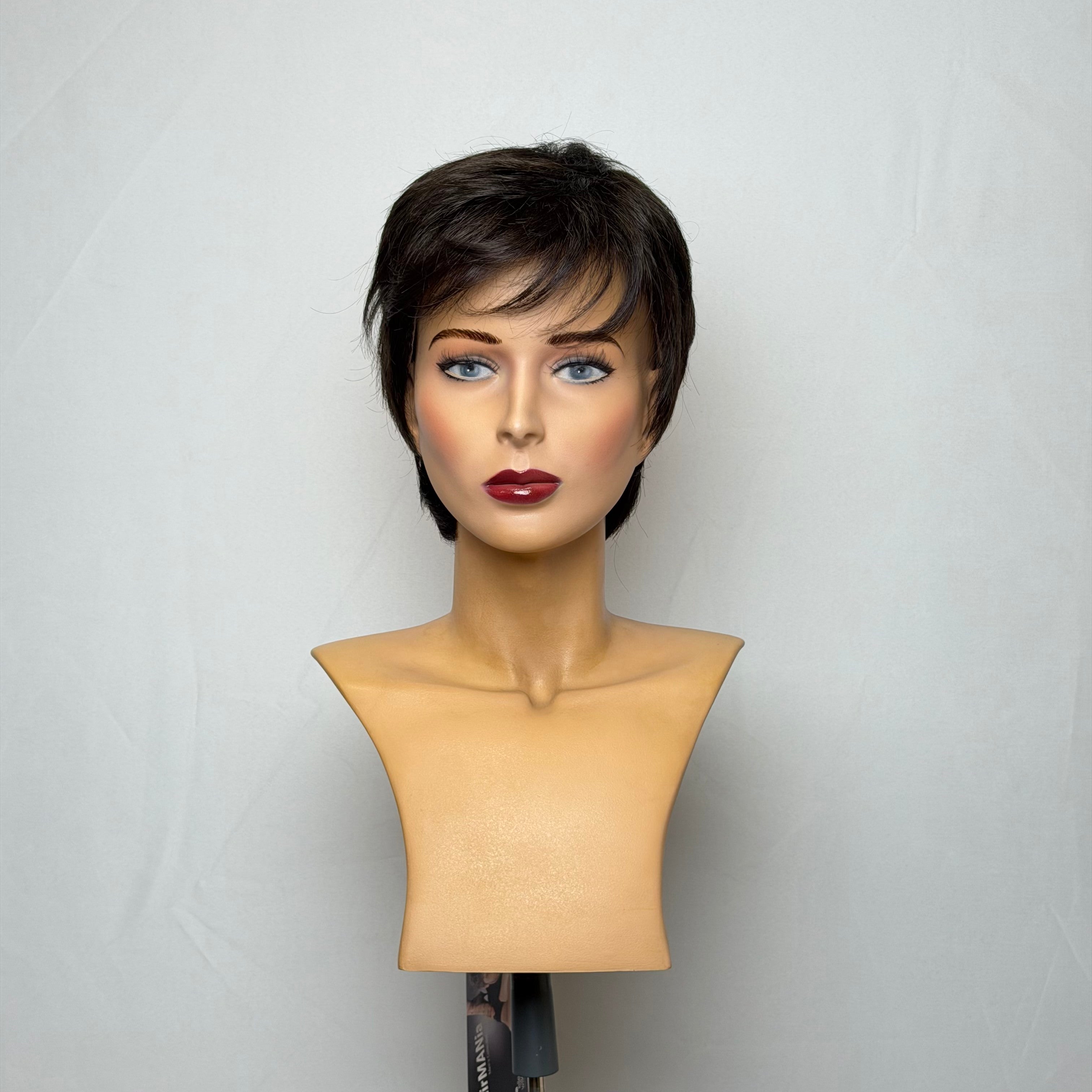 Roger wig front